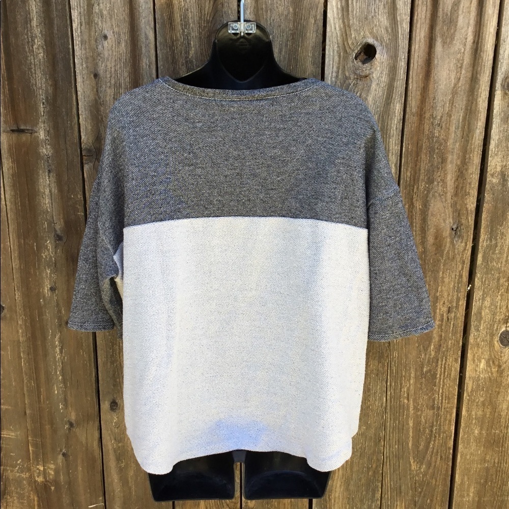 Studded pullover - Picture 6 of 6